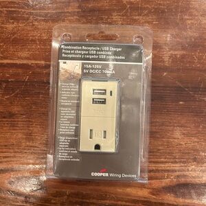 Cooper Wiring Devices USB Charger Outlet in Beige